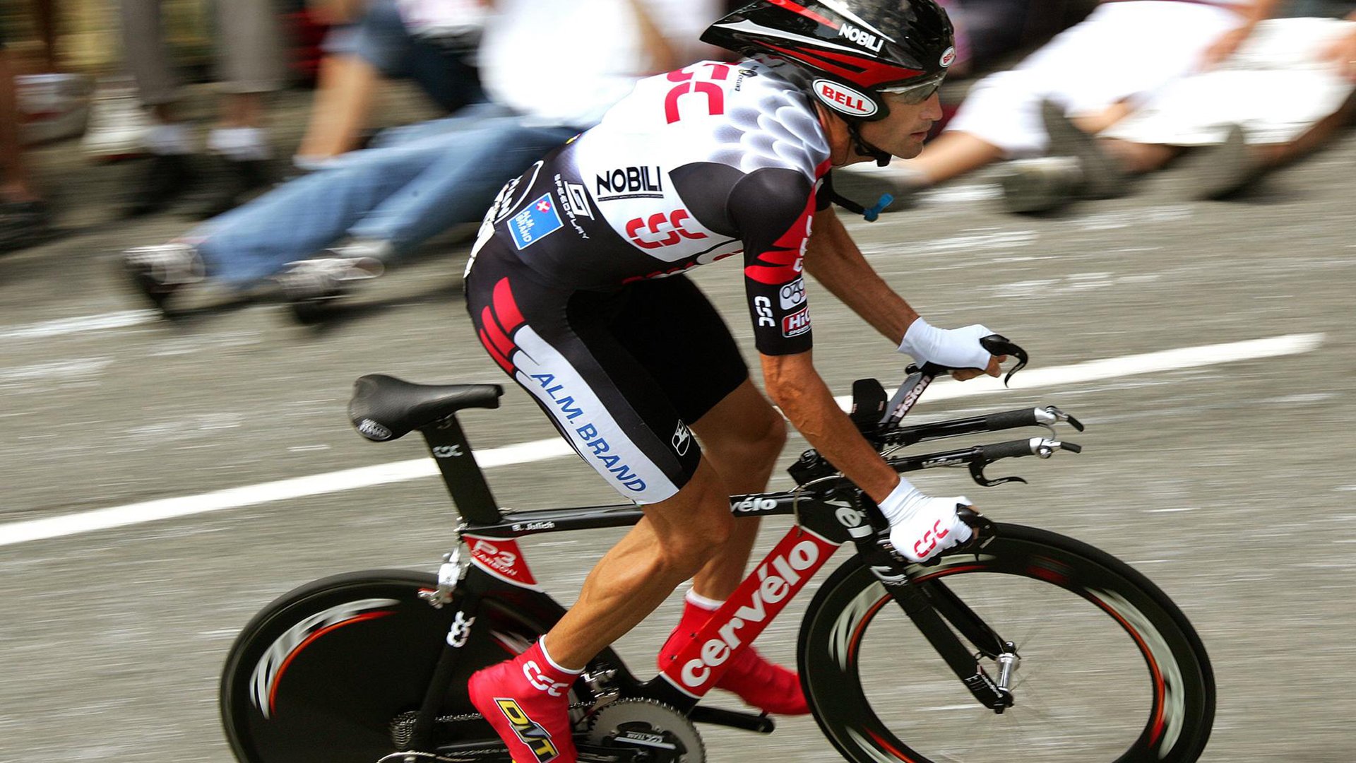 拉恩：全黑队外线的重要进攻手段，突破速度让对手防不胜防，拉恩对费雷拉