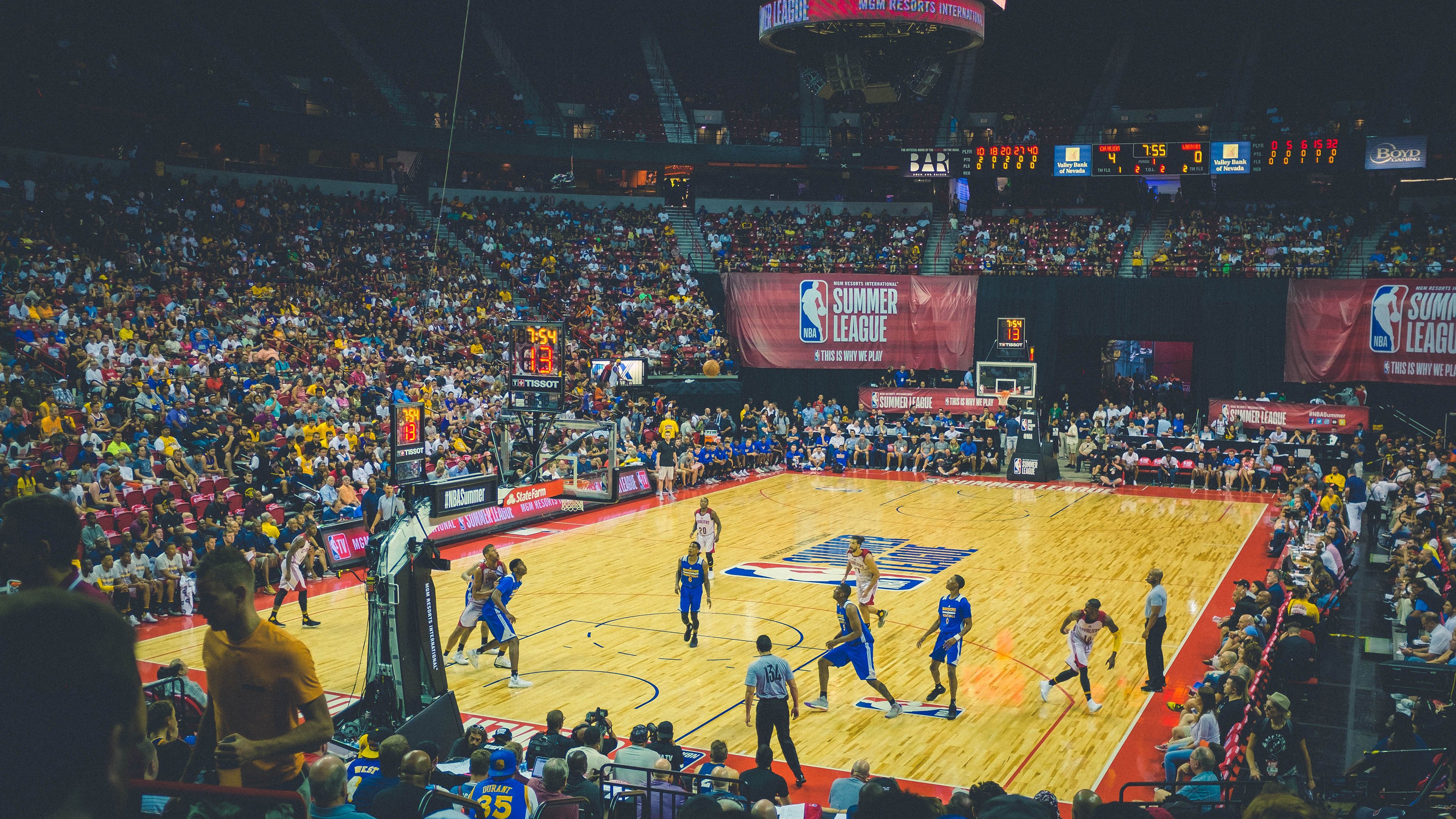 李娜课堂上用幽默讲述职业生涯转折，李娜发言